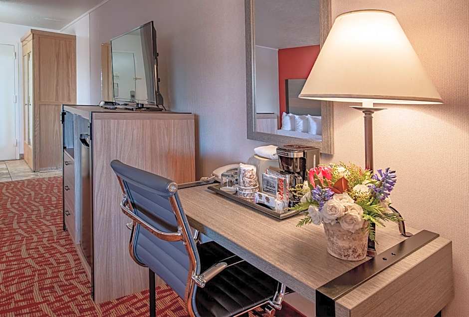49'er Inn & Suites