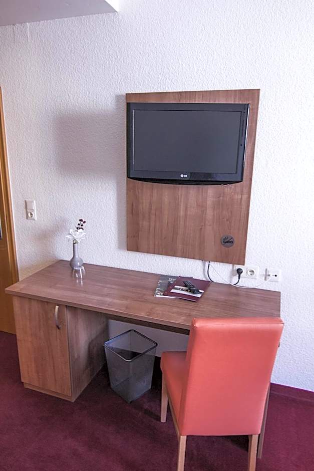 Zdjęcie 1 z 5 — Single Room