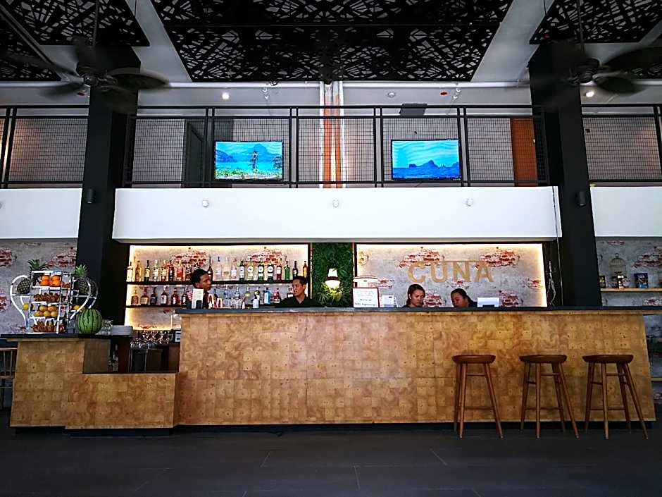 Cuna Hotel