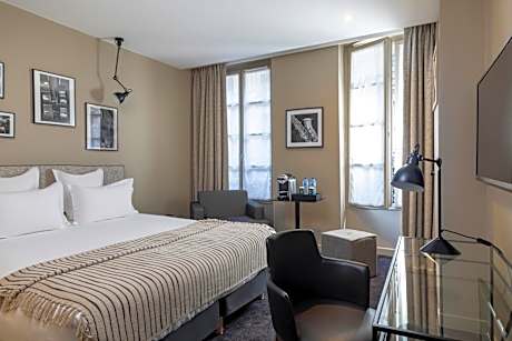 Deluxe Double or Twin Room