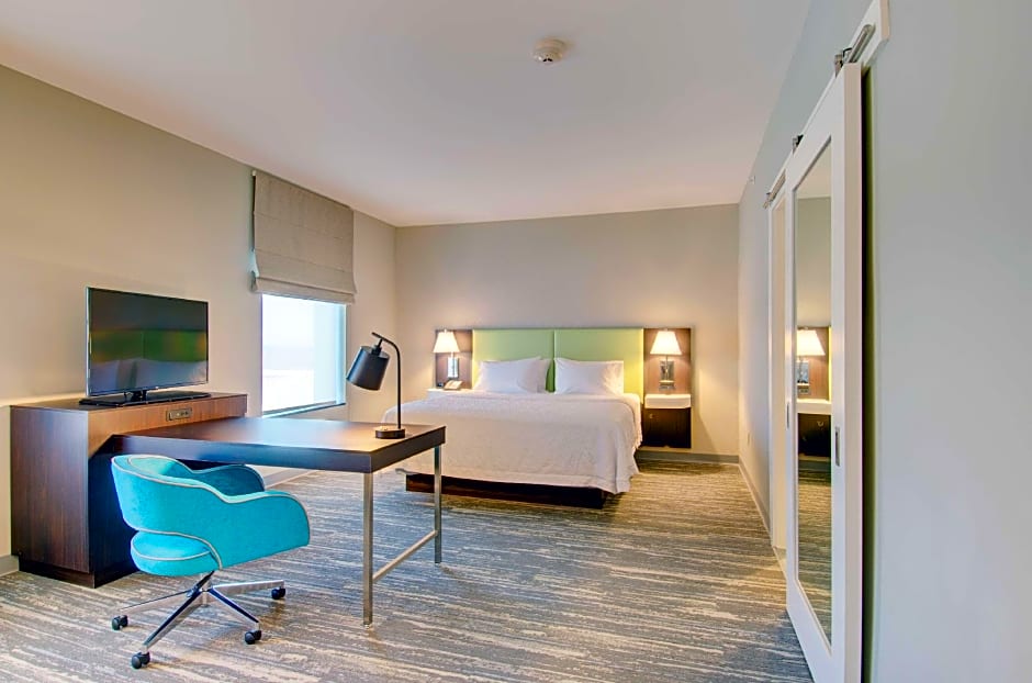 Hampton Inn By Hilton & Suites Boston/Stoughton, Ma