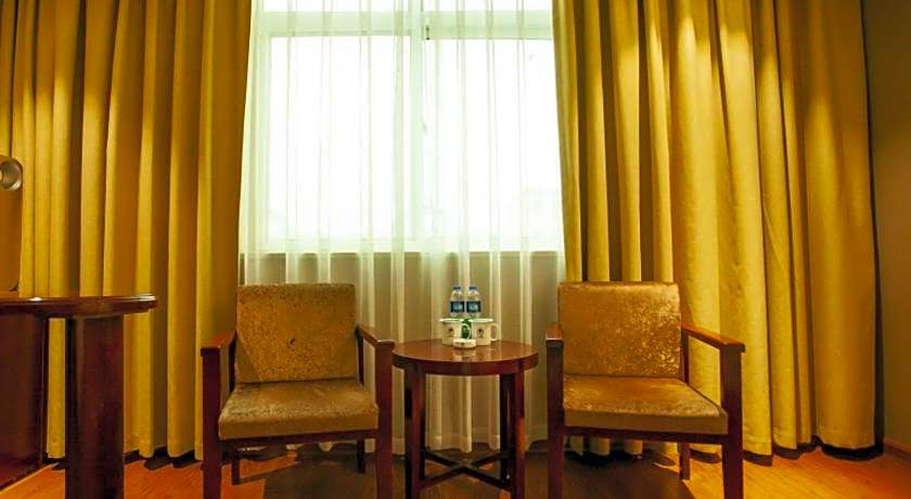 GreenTree Inn Bengbu Guzhen Guyang Road Experitmental Middle School Express Hotel