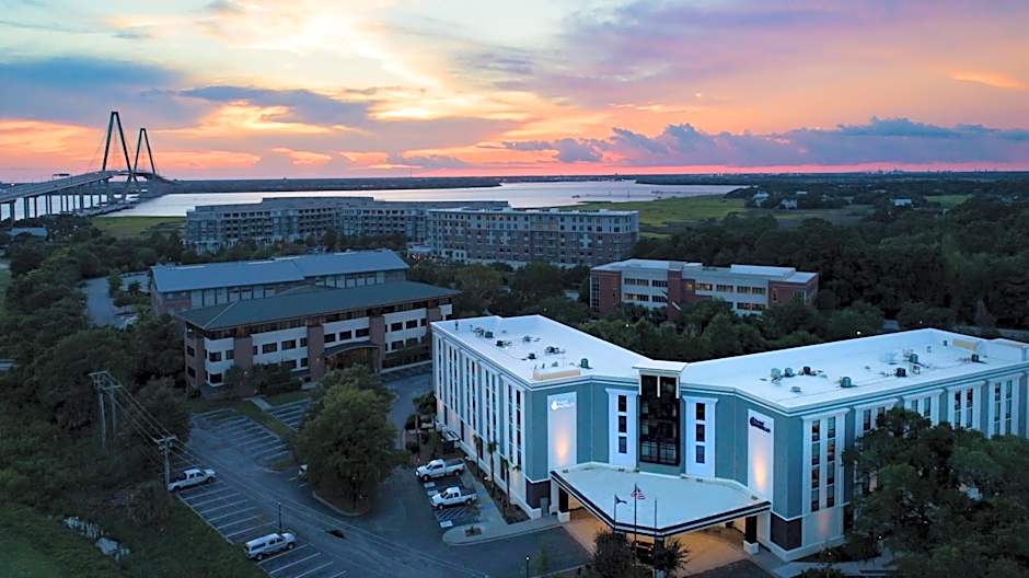 Hotel Indigo Mount Pleasant By IHG