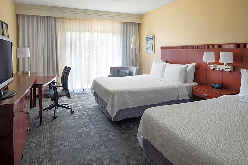 Courtyard by Marriott Denver Central Park