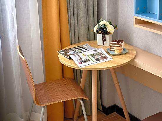 Lan Yu Hotel (Guangzhou Yongqingfang Shangxiajiu Pedestrian Street Branch)