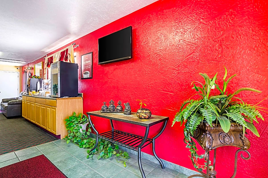 Econo Lodge Lansing - Leavenworth