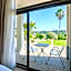 B&B Hôtel Villeneuve Loubet Village