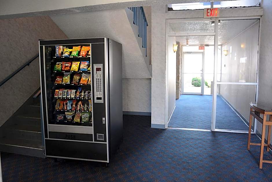 Travelodge by Wyndham Milwaukee