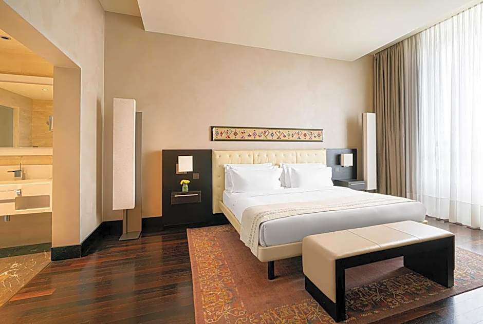 Photo 1 of 5 of Suite