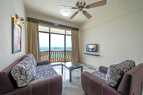 Three-Bedroom Apartment with Sea View