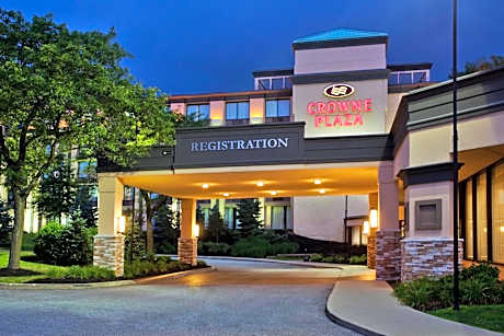 Ramada by Wyndham Cleveland Independence