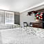 HomeTowne Studios by Red Roof Montgomery - Midtown