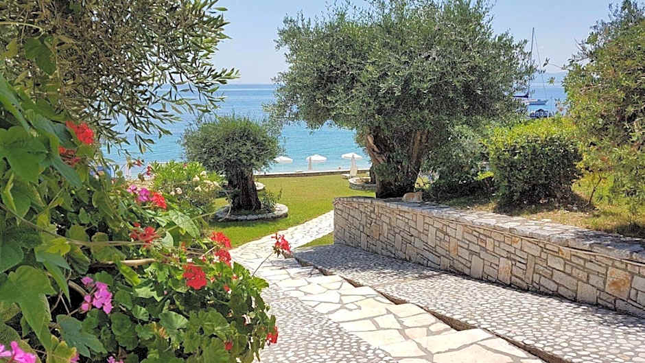 Krouzeri Beach Apartments