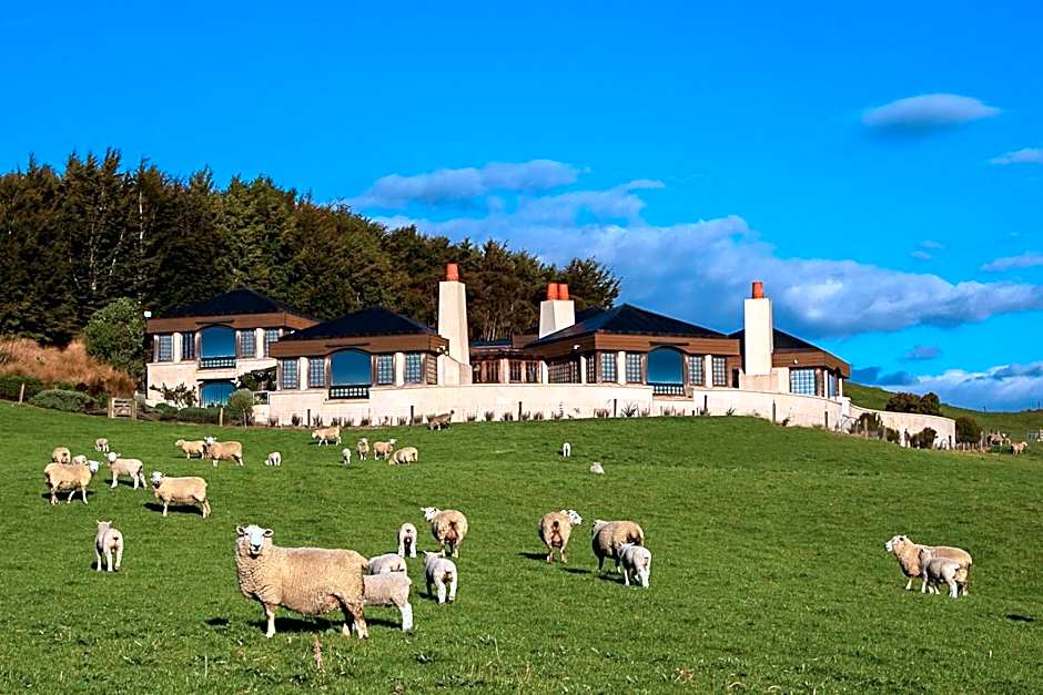 Cabot Lodge - Fiordland National Park