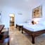 Sari Bunga Hotel - Legian, walking distance to Legian Beach