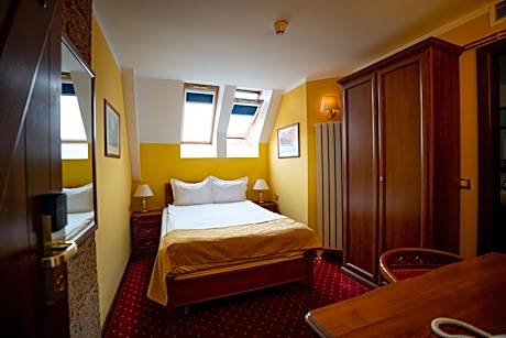 Economy Double Room 3*