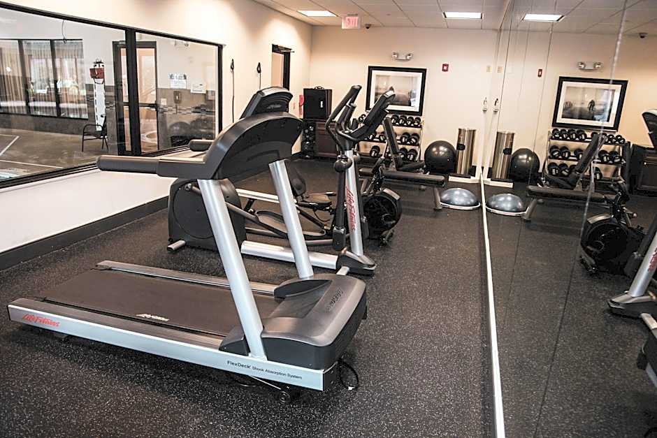 Holiday Inn Express & Suites La Vale/Cumberland By IHG