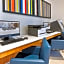 Holiday Inn Express And Suites Jersey City - Holland Tunnel By IHG