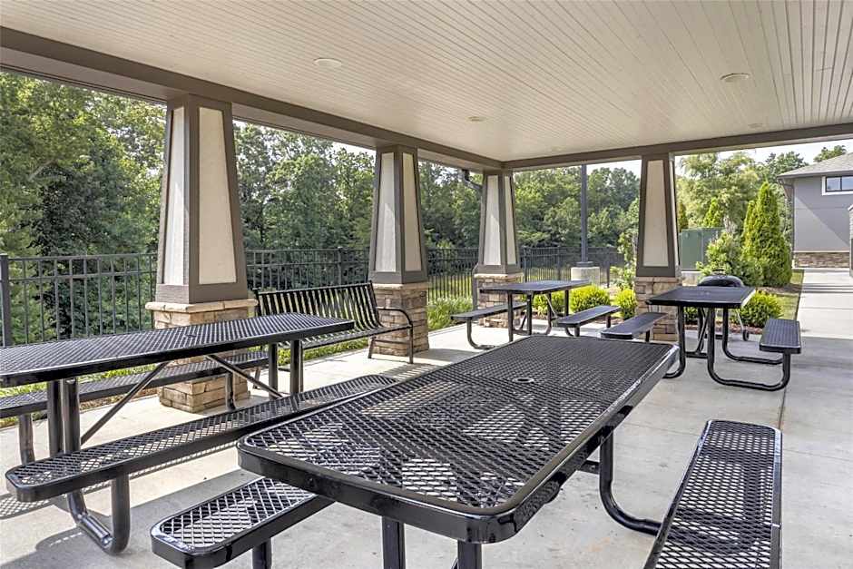 Best Western Plus Lawrenceburg