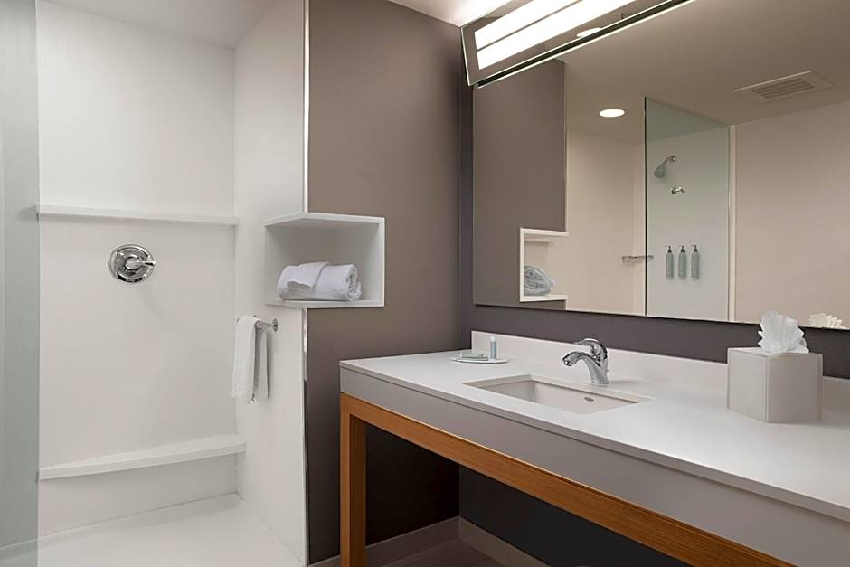 Courtyard by Marriott Hot Springs