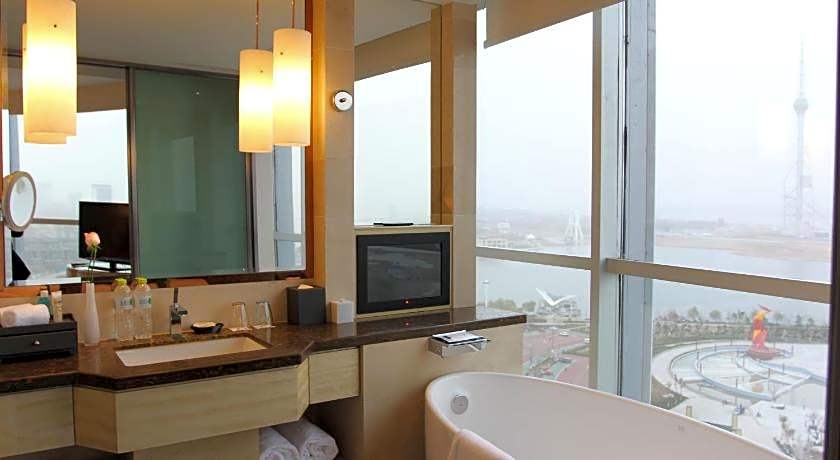 Pullman Linyi Lushang Hotel