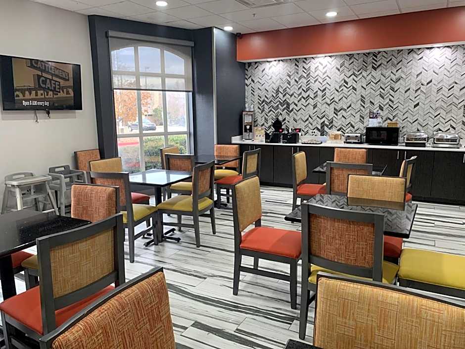 La Quinta Inn & Suites by Wyndham Oklahoma City North - Quail Springs