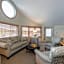 The Breakwater Inn & Spa