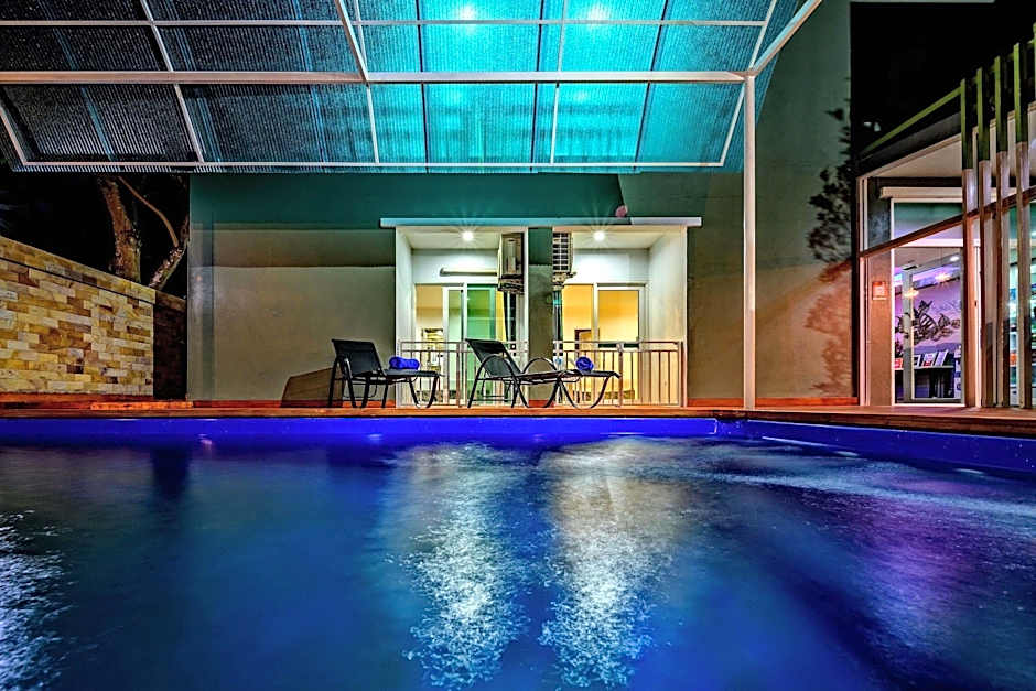 Nai Yang Place - Phuket Airport