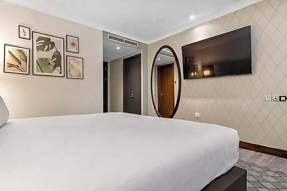 DoubleTree by Hilton London Kensington