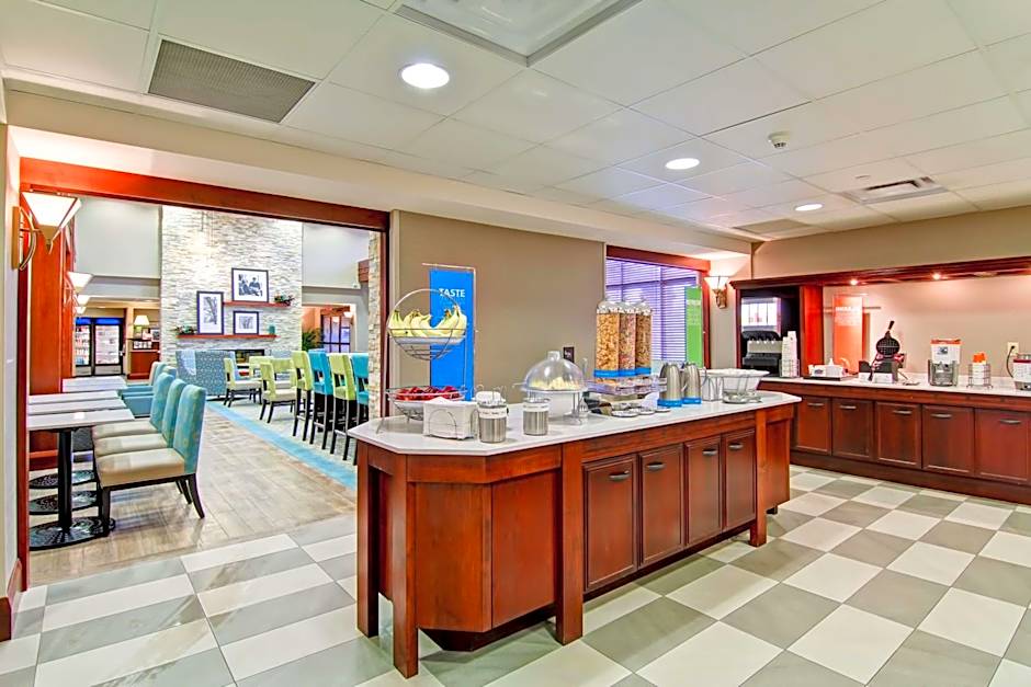 Hampton Inn By Hilton & Suites Guelph, Ontario, Canada