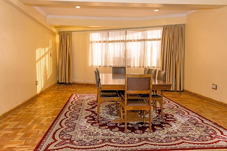 The Glacier Hotel Nanyuki