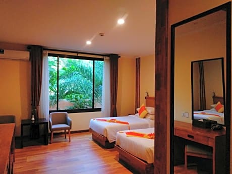 2 Queen Beds Deluxe Room
