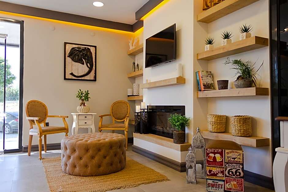 L'opera Deluxe Hotel