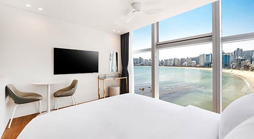 Ocean 2 Heaven Hotel