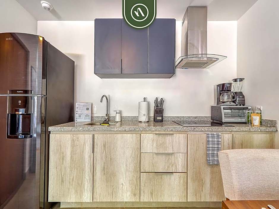 Brand New 2 BR Condo in Versalles - Rooftop Pool