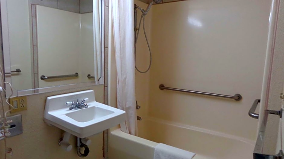SureStay Hotel by Best Western Childress