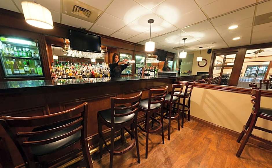 Radisson Hotel & Conference Center Rockford