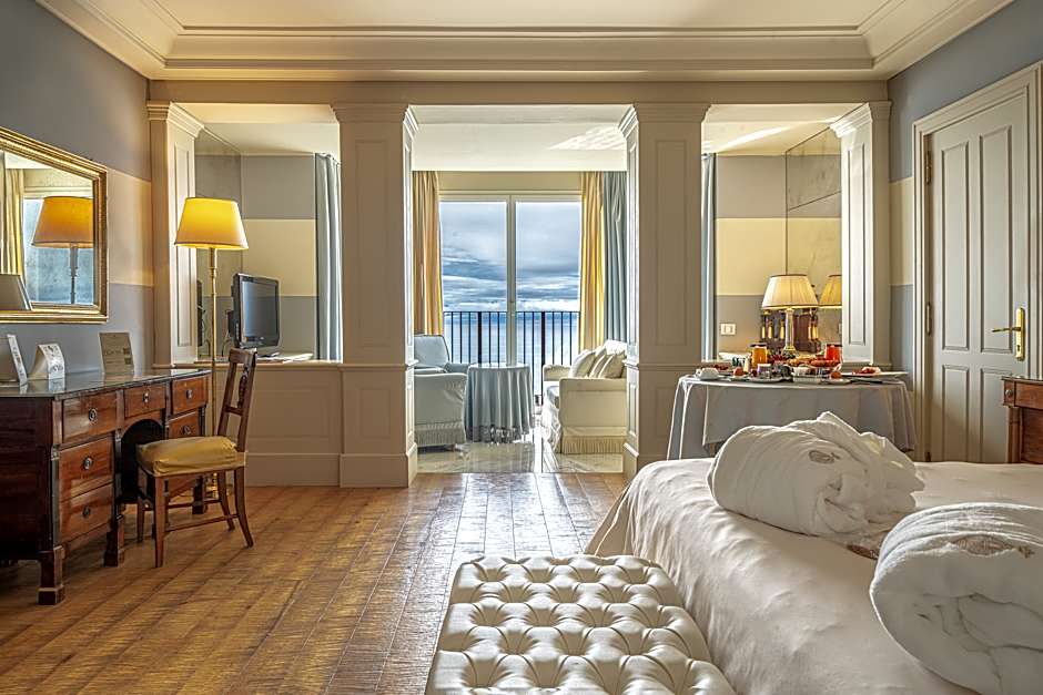 Photo 1 of 4 of Junior Suite, Balcony