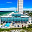 COUPLES GETAWAY, HONEYMOON SWEET, Perfectly Cozy Beach Front Condo with kitchen, pool, free parking,CHECK-IN AT DOOR