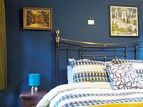 Double Room with Mountain View