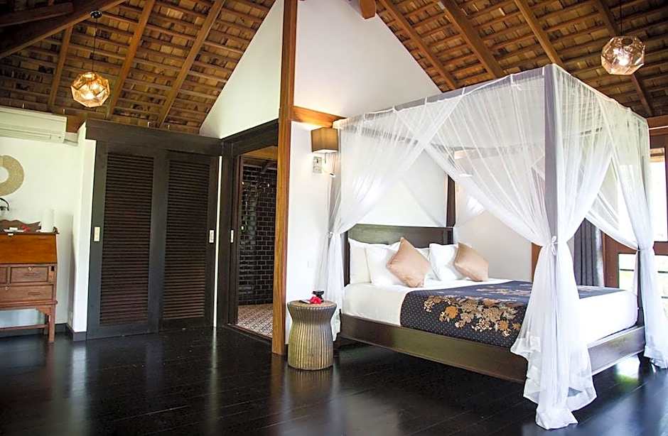 Koyao Bay Pavilions Hotel