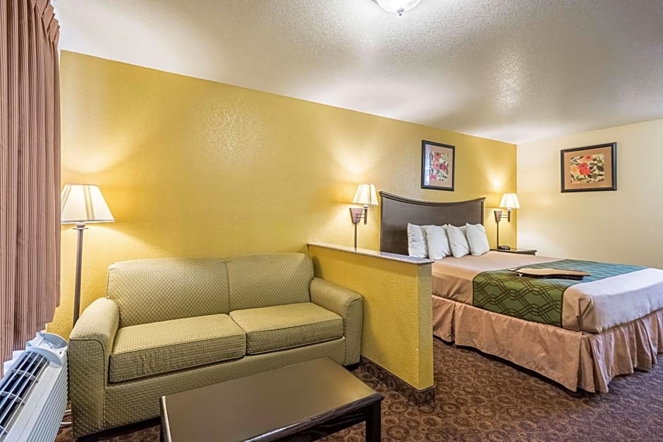 Econo Lodge Inn & Suites Searcy