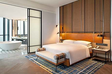 Presidential Suite, Club lounge access, 1 Bedroom Presidential Suite, 1 King