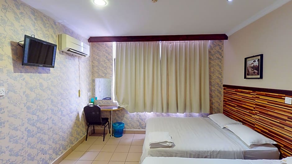 Sri Iskandar Hotel