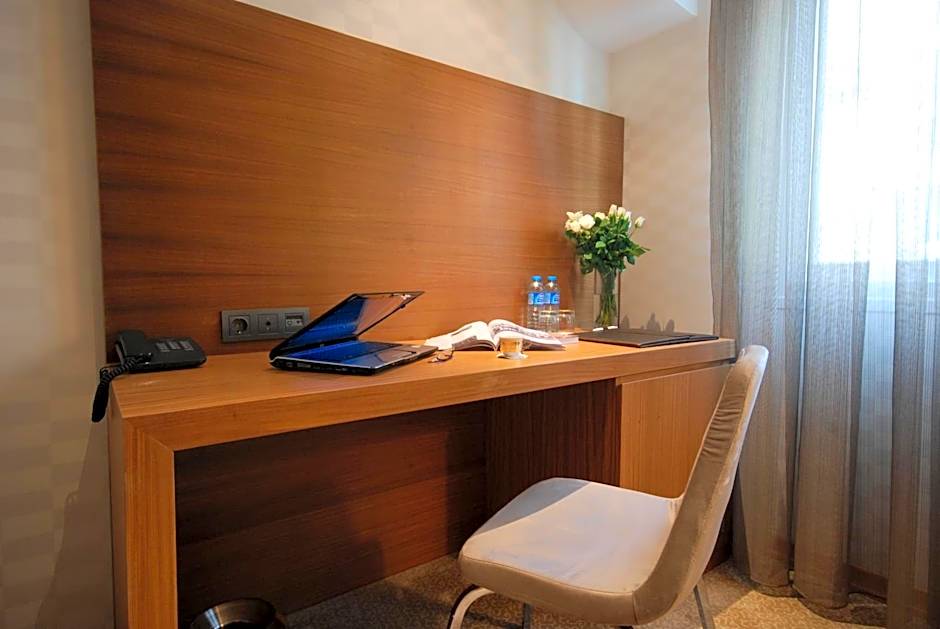 Riva Reşatbey Luxury Hotel