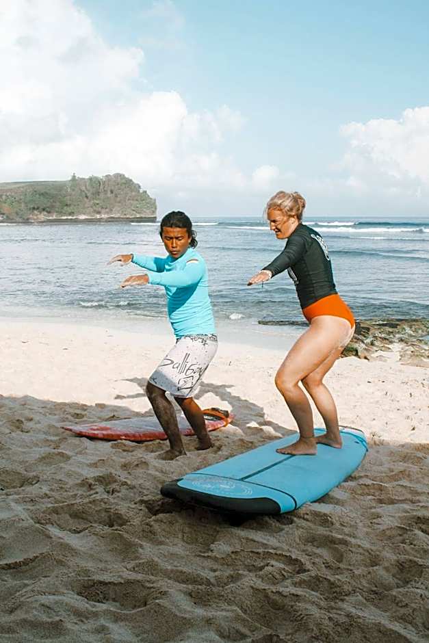 Kala Surf Camp