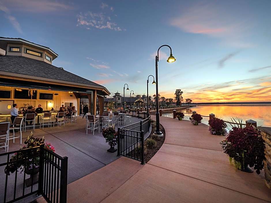Chautauqua Harbor Hotel - Jamestown