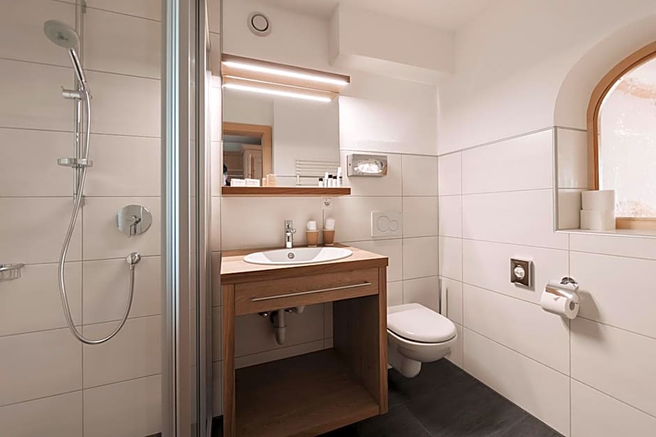 Wellness Aparthotel Panorama Alpin - Ferienwohnungen Jerzens im Pitztal