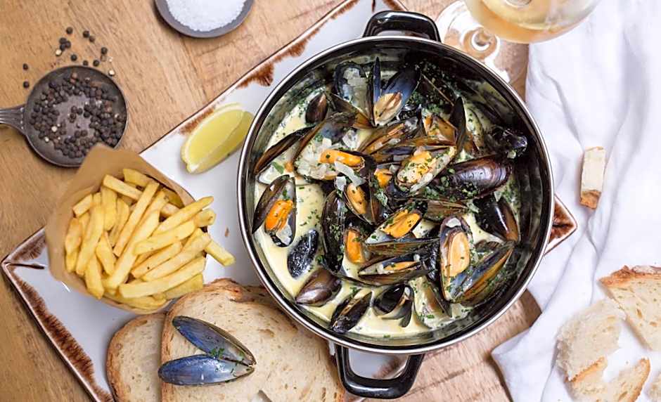 Coach & Horses Hotel