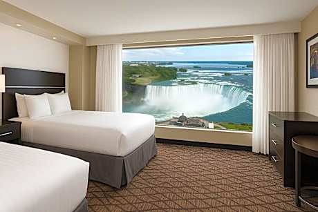 Queen Suite with Spa Bath and Horseshoe/US Falls View
